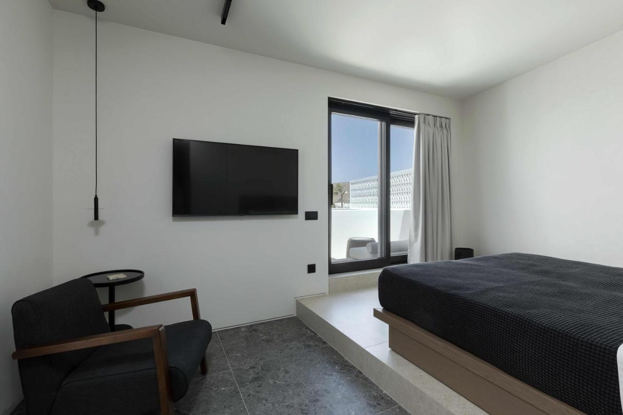 Cubic Mykonos Seafront Design Suites Ornos  Exteriör bild