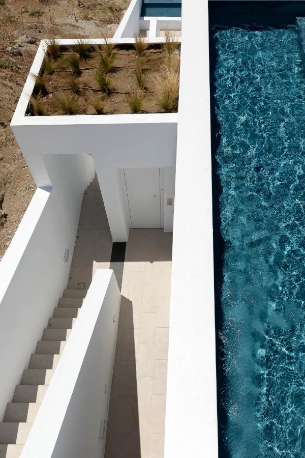 Cubic Mykonos Seafront Design Suites Ornos  Exteriör bild