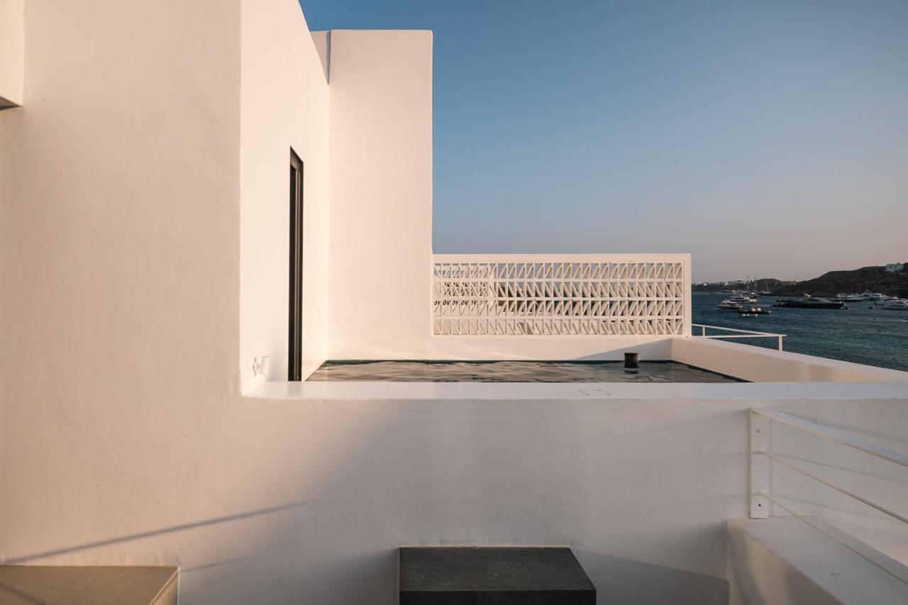 Cubic Mykonos Seafront Design Suites Ornos  Exteriör bild